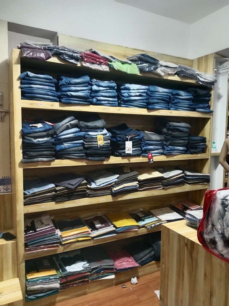 The Fashion Hub